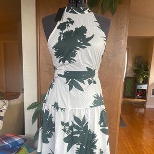 Kara and Kate halter dress | L | green & white